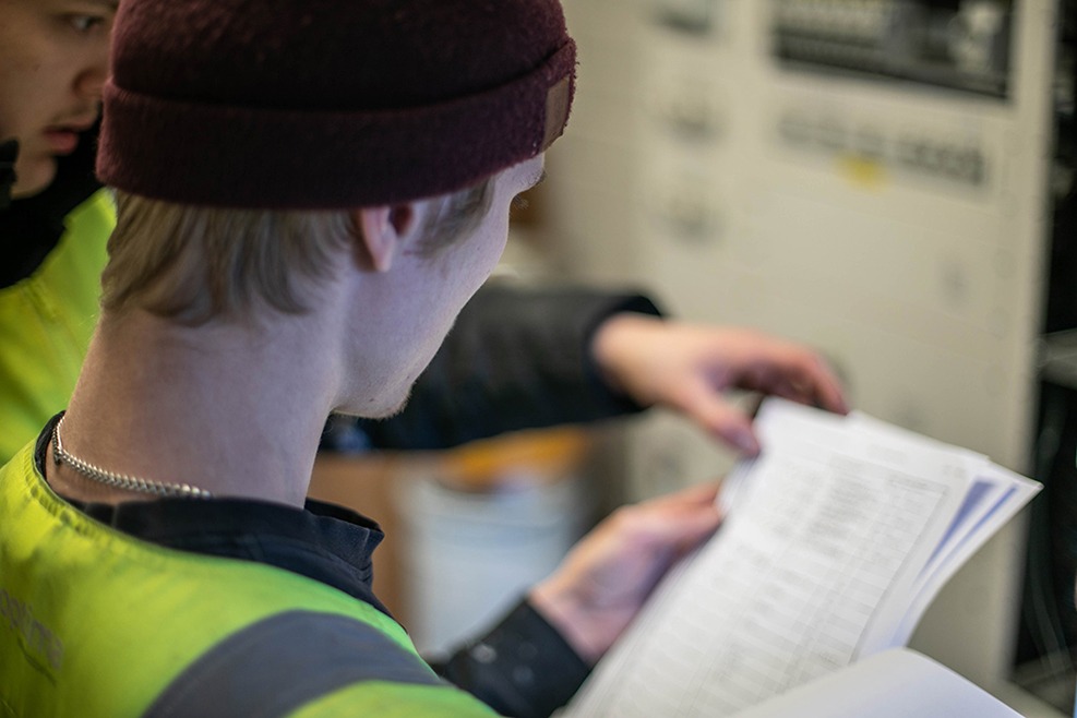 Sähkösuunnittelu asiantuntijapalveluna kotitalouksille, taloyhtiöille ja liikekiinteistöille. Hankesuunnitelma, toteutussuunnitelma ja digitalisointi. Optima Talotekniikka: Helsinki, Vantaa, Espoo Uusimaa